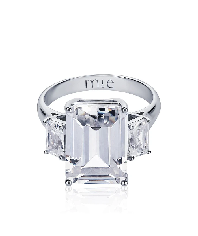 Серебряное крупное кольцо A LA RUSSE с фианитами