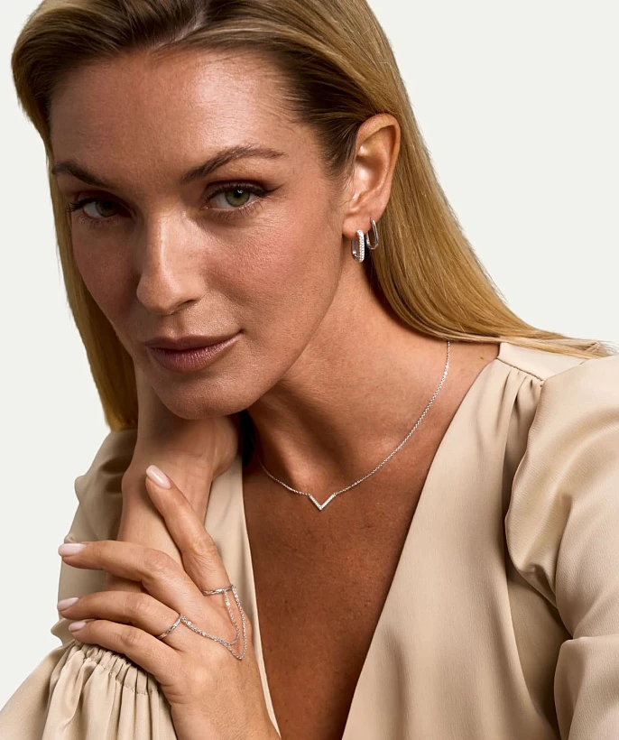 Серебряные серьги с фианитами MIESTILO