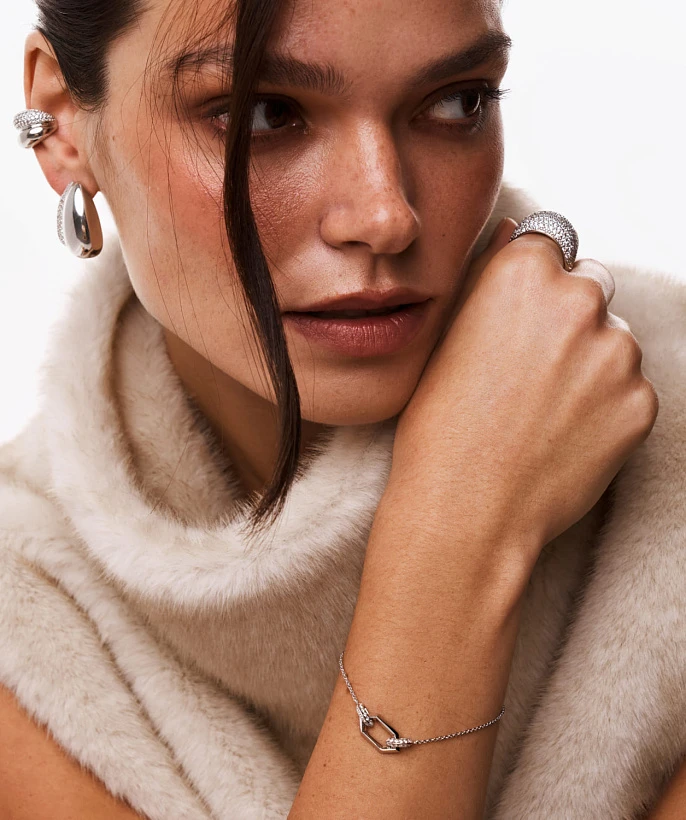 Серебряный браслет с многогранником с фианитами