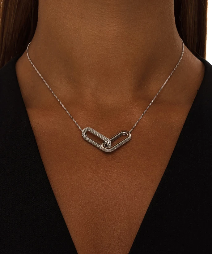 Колье из серебра с пересекающимися овалами и фианитами