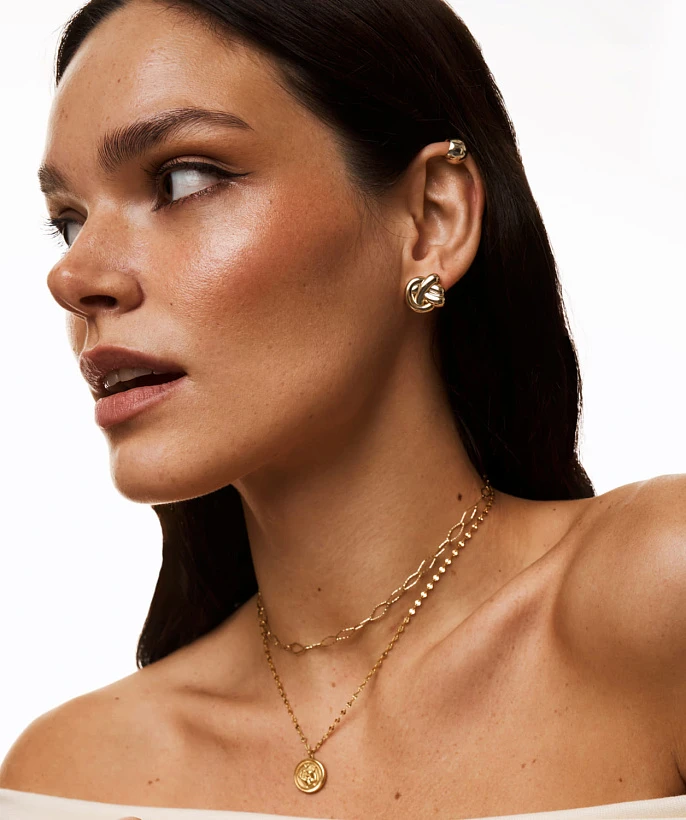 Серебряное колье с монетой AMOR в покрытии желтое золото