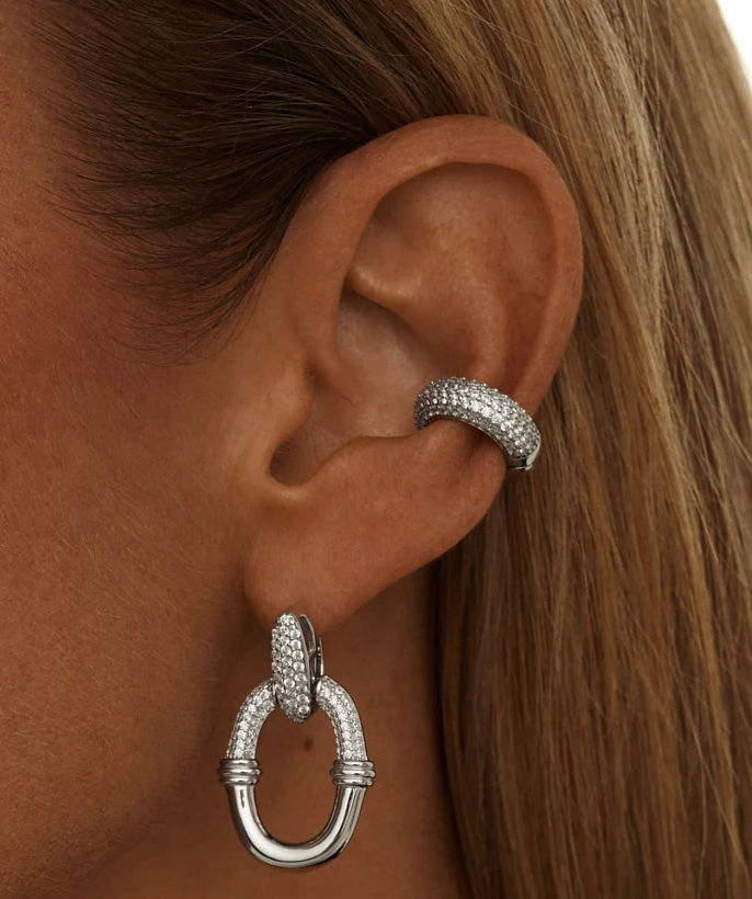 Серебряные крупные серьги-овалы с фианитами