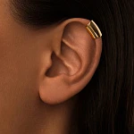 Вытянутый кафф с фианитом из серебра в покрытии желтое золото