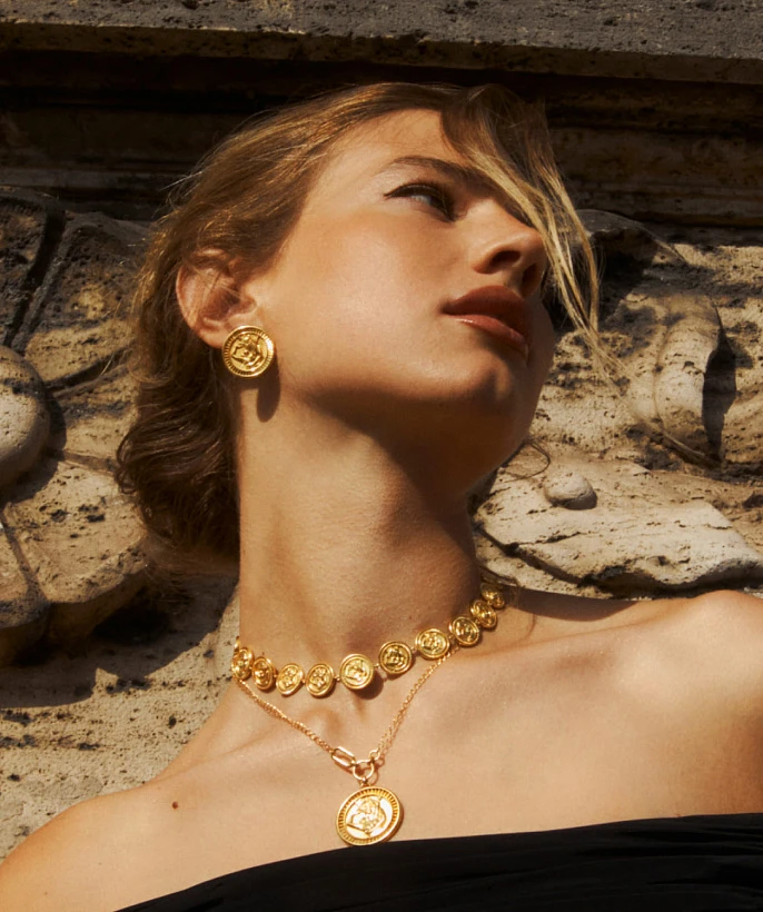 Серебряные серьги-монеты AMOR в покрытии желтое золото