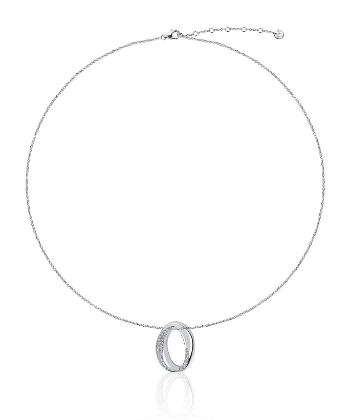 Серебряное колье на тонкой цепочке с овальной подвеской с фианитами