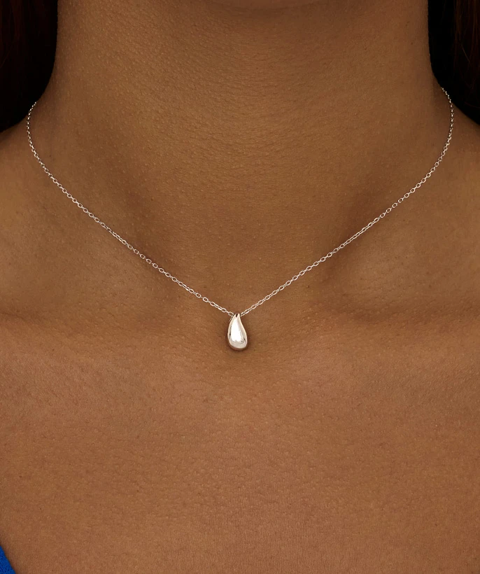 Серебряная подвеска на шею в форме капля MIESTILO