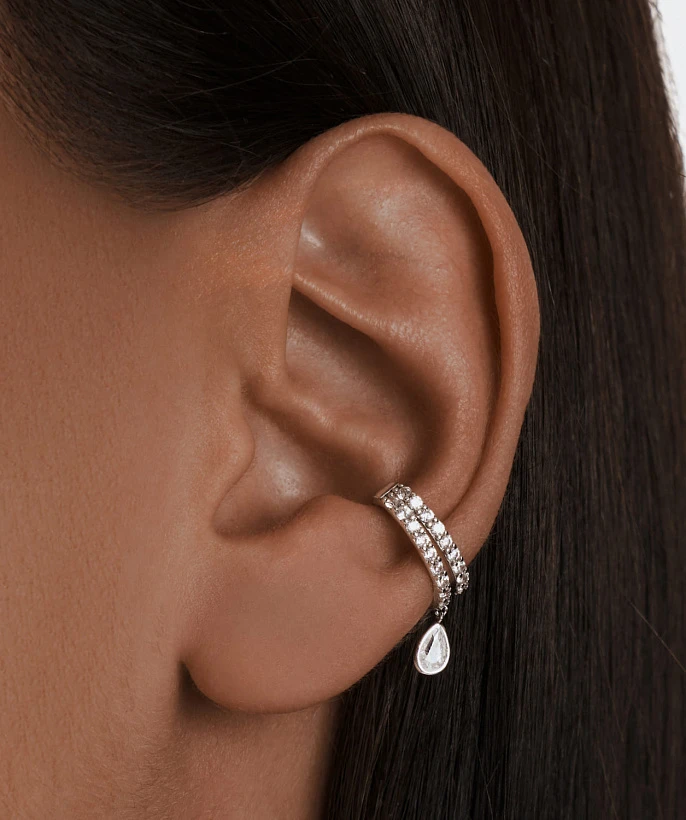 Кафф из серебра с фианитами с каплей