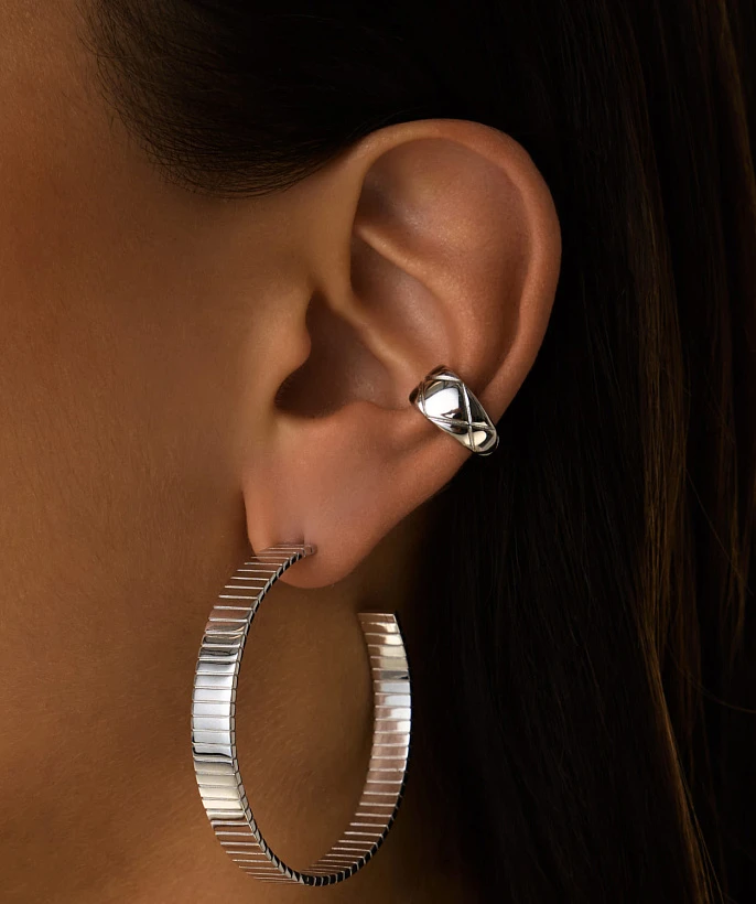 Фактурный кафф из серебра с открывающимся механизмом