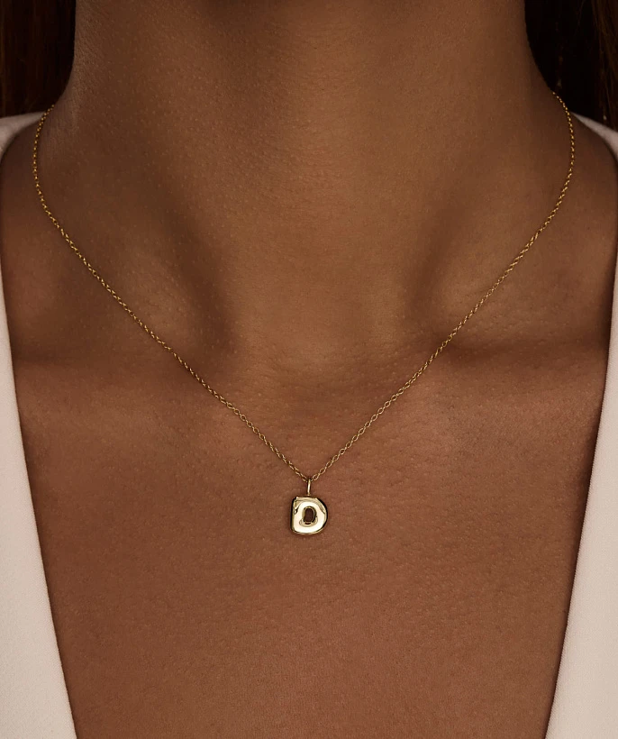 Серебряное колье позолоченое с буквой D MIESTILO 