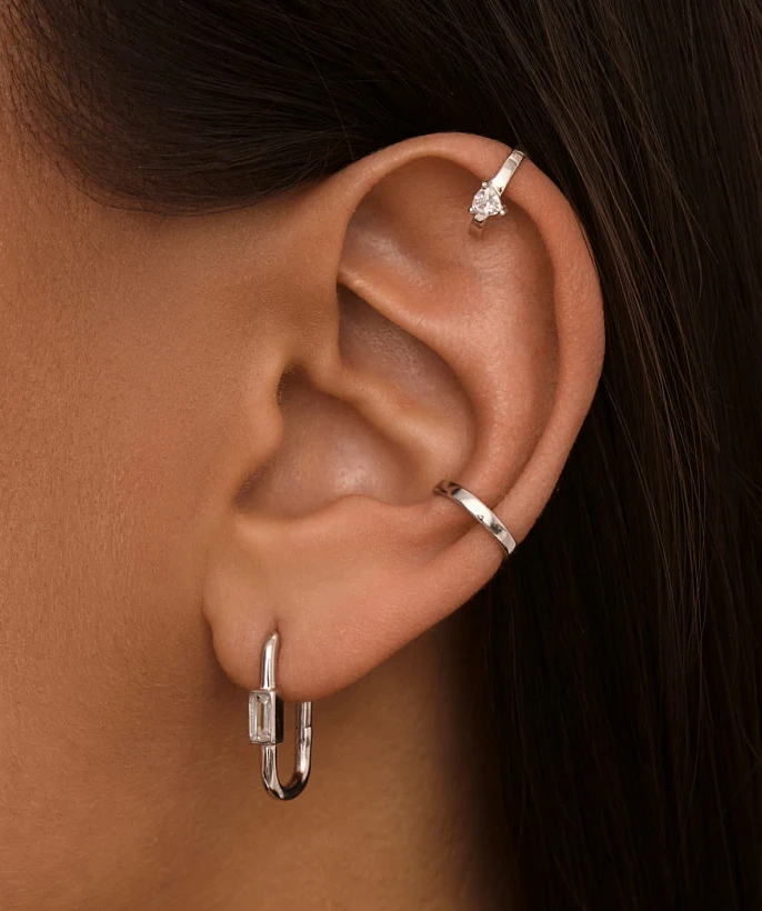 Минималистичные серебряные серьги-конго с фианитами MIESTILO 