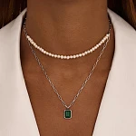 Серебряное двойное колье с синтетическим малахитом и культивированным речным жемчугом MIESTILO 