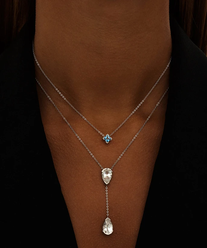 Серебряное колье-галстук PURITY с белыми топазами