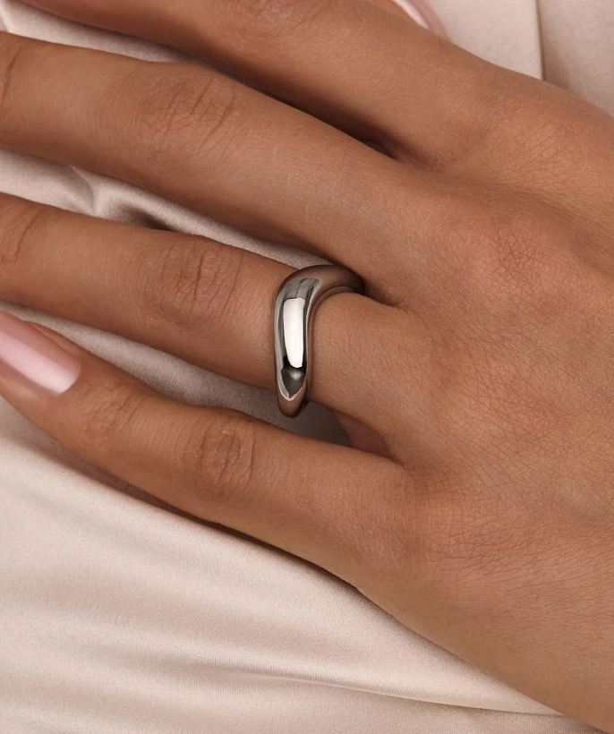 Серебряное кольцо волна гладкое MIESTILO