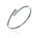 Серебряный жесткий браслет с фианитами в огранке Круг