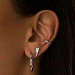 Серебряные серьги-кольца с белыми фианитами в огранке багет