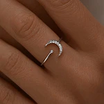 Регулируемое кольцо из серебра с полумесяцем и фианитами MIESTILO 