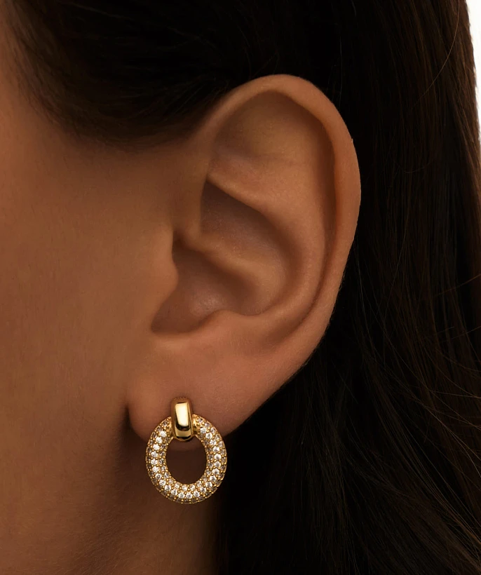 Серебряные серьги-пусеты с фианитами в покрытии желтое золото