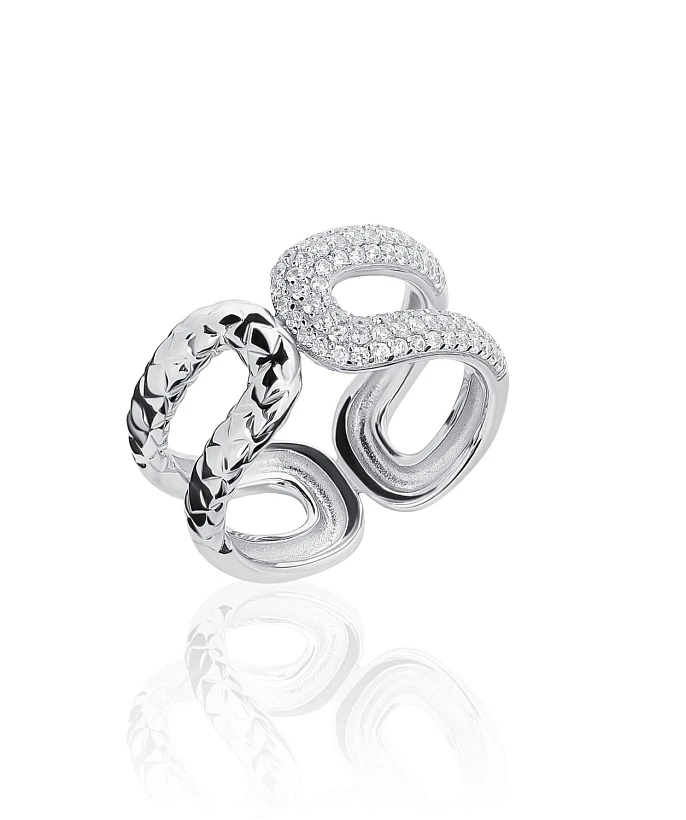 Серебряное кольцо из двух овалов с фианитами