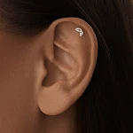 Серебряный пирсинг в ухо с фианитами MIESTILO
