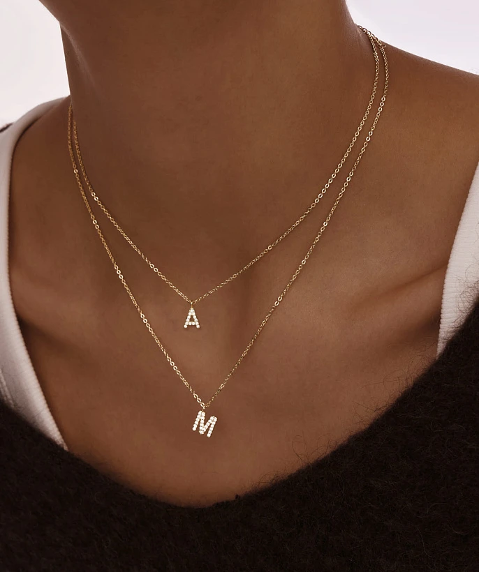 Серебряное колье  в покрытии желтое золото  с буквой А MIESTILO
