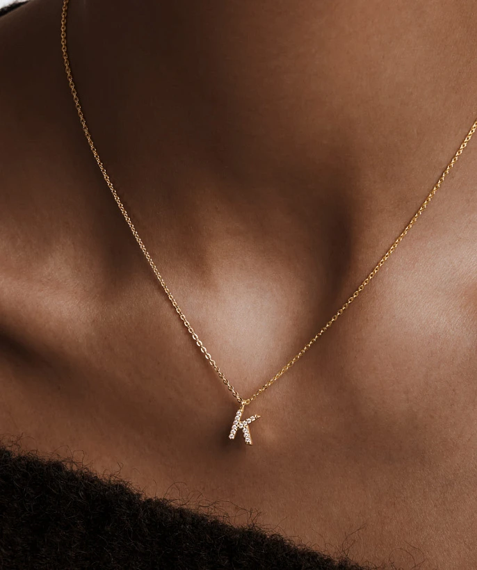 Серебряное колье  в покрытии желтое золото  с буквой К MIESTILO