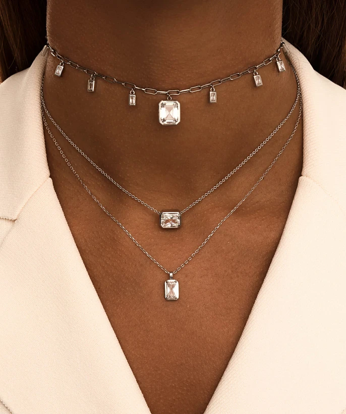 Серебряное колье с подвеской Baguette