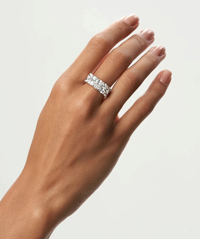 Кольцо из серебра с крупными фианитами