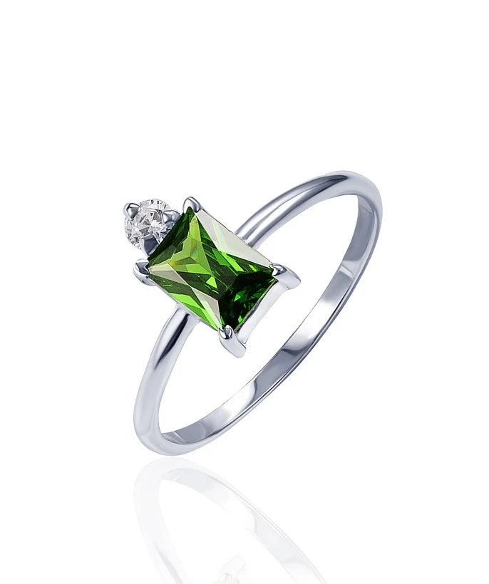 Серебряное кольцо с зеленым фианитом "Энергия"