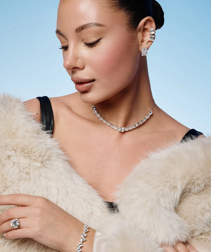 Серебряное колье A LA RUSSE с фианитами