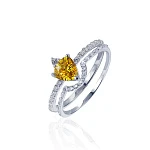 Двойное кольцо с желтым фианитом из серебра "Энергия"