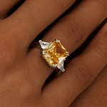 Серебряное крупное кольцо с желтым фианитом