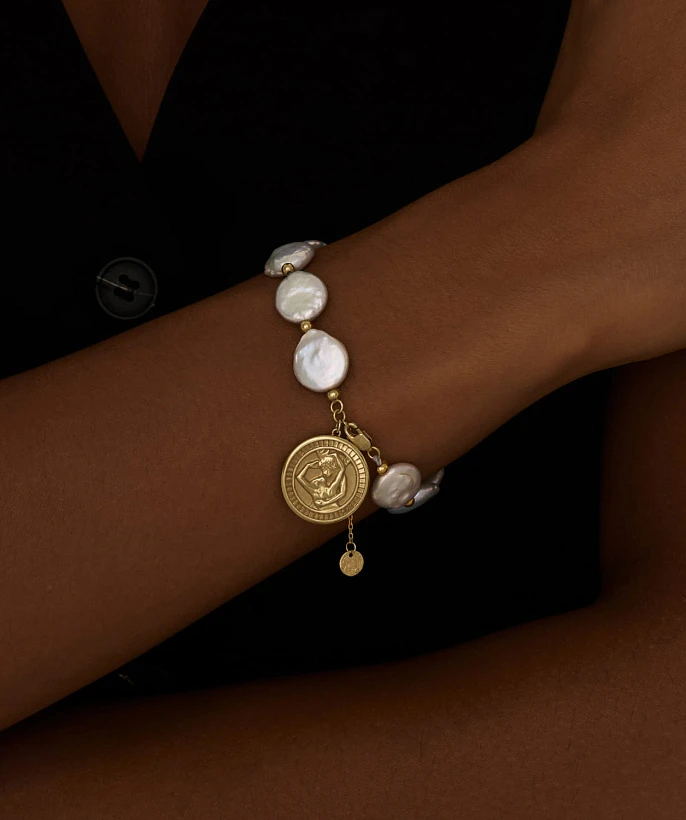 Серебряный браслет из барочного жемчуга AMOR в покрытии желтое золото