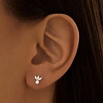 Серебряный пирсинг в ухо с фианитами MIESTILO