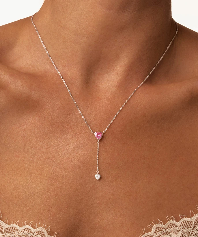 Серебряное колье-галстук ЛЮБОВЬ с розовым и белым сердцами