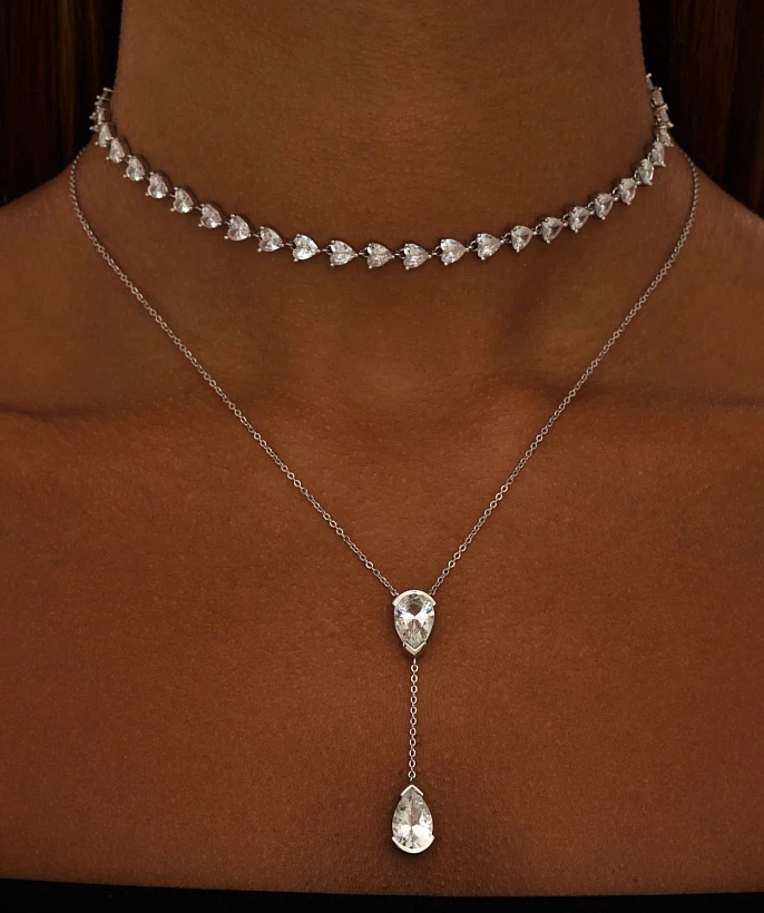 Серебряное колье-галстук PURITY с белыми топазами