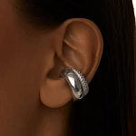 Массивный серебряный кафф с россыпью фианитов