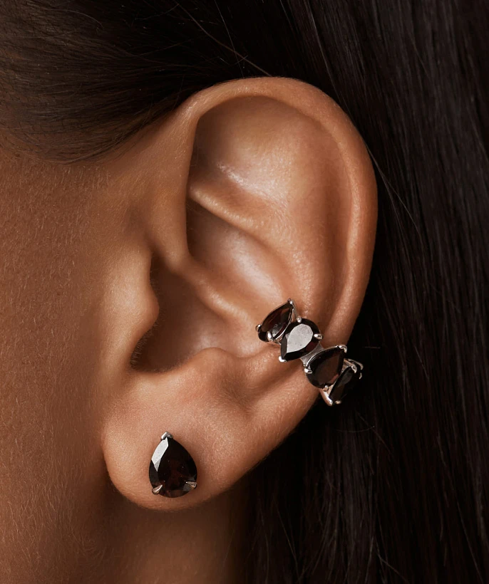 Серебряные серьги-пусеты EROS с натуральным гранатом