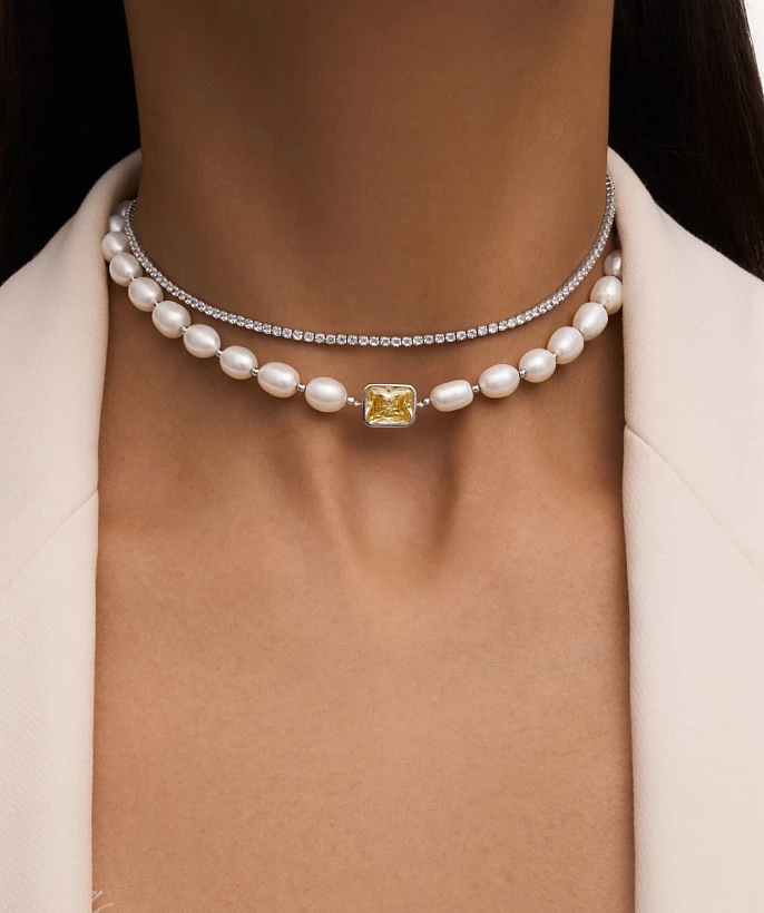 Серебряный чокер SICILIA из жемчуга с желтым фианитом