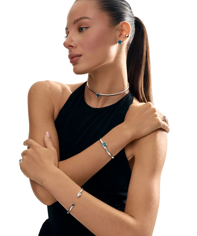 Серебряное жесткое колье PURITY с London топазом