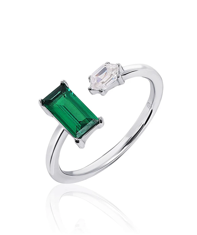 Серебряное кольцо с фианитами MIESTILO