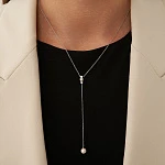 Серебряное колье-галстук с натуральным жемчугом