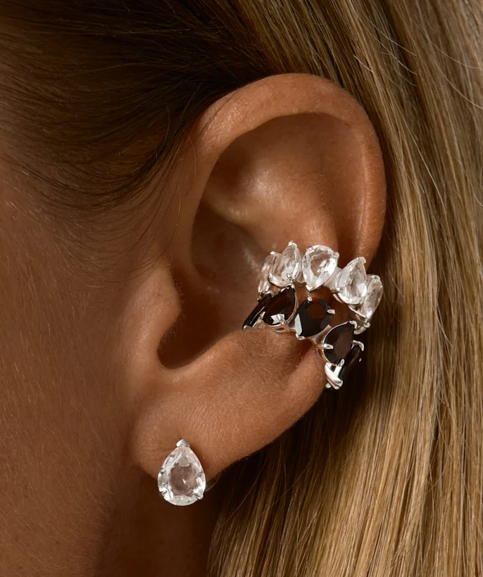 Серебряный кафф ЭРОС с натуральными гранатами