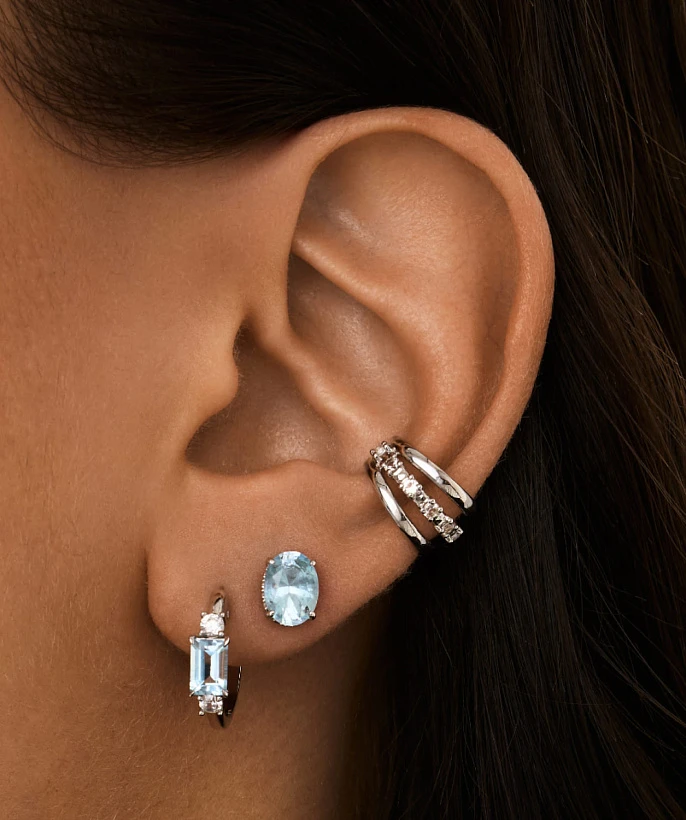 Серебряные серьги-кольца PURITY с топазом Sky