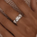 Серебряное кольцо сердца с фианитами MIESTILO