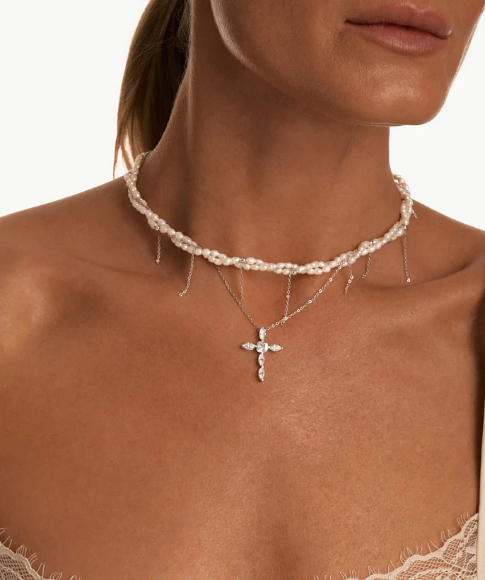 Серебряное колье с крестом ГАЛАТЕЯ с натуральным жемчугом