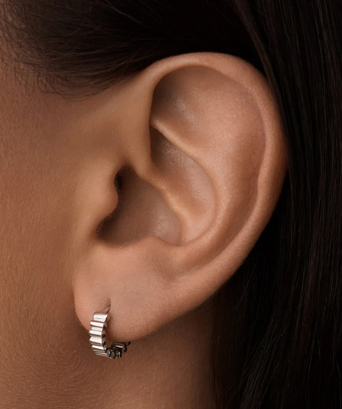 Рельефные серьги-конго из серебра MIESTILO