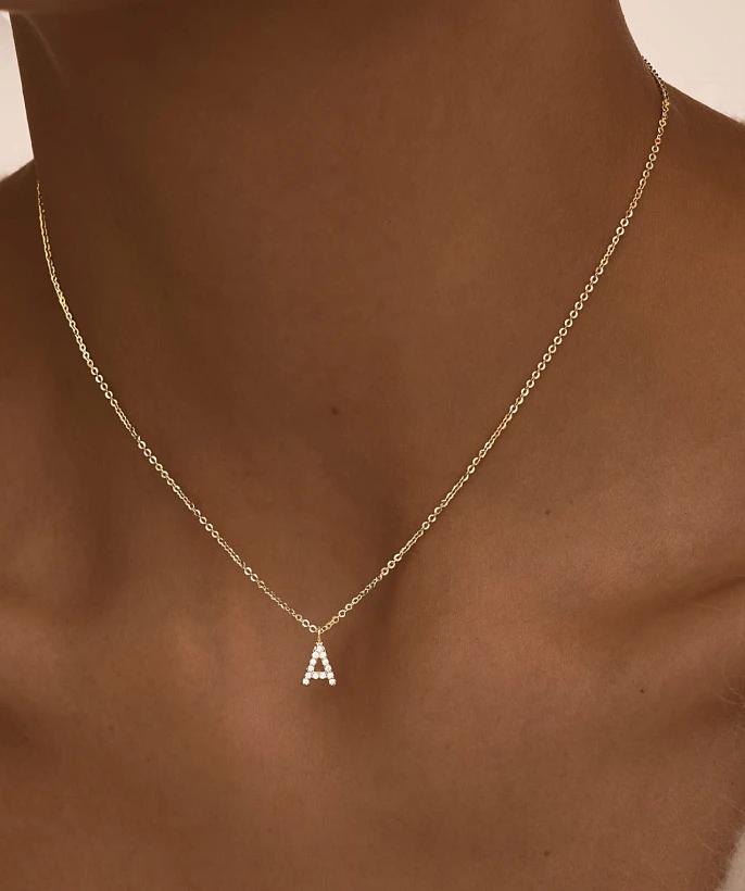 Серебряное колье  в покрытии желтое золото  с буквой А MIESTILO