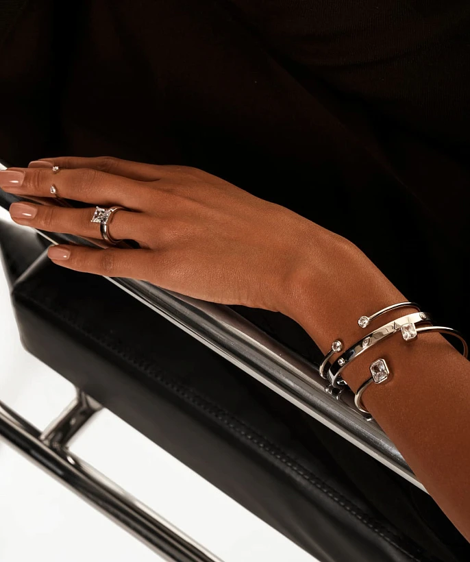 Серебряное кольцо Kelly с фианитом