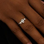 Серебряное кольцо SICILIA с жемчугом и белым фианитом