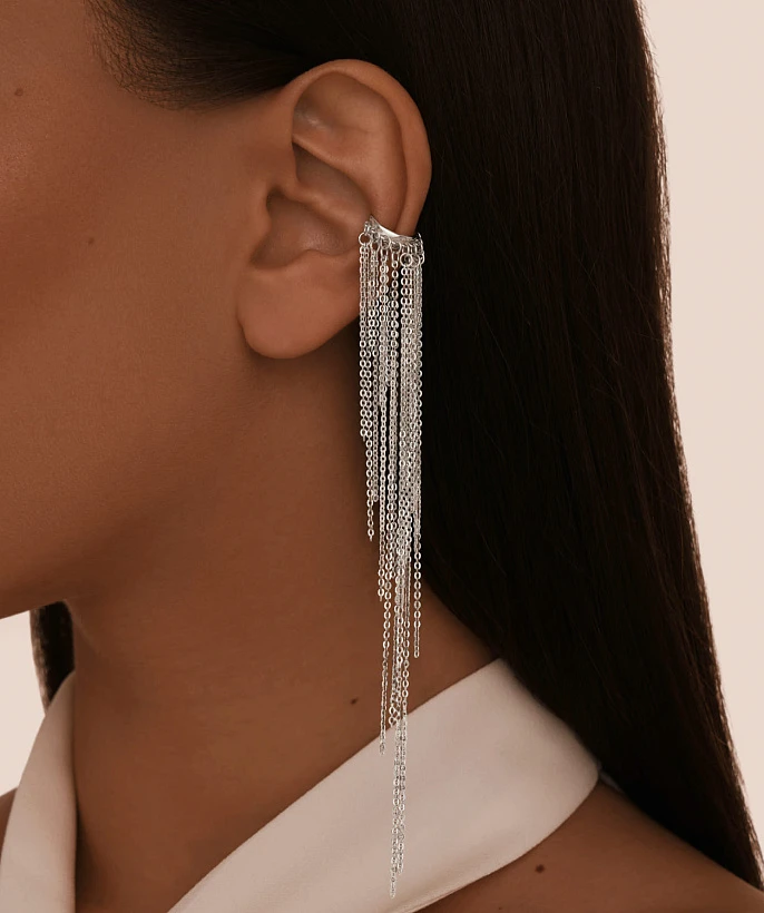 Акцентный кафф из серебра с длинными цепочками MIESTILO 